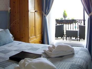 Headland View Boutique Guest house 4*